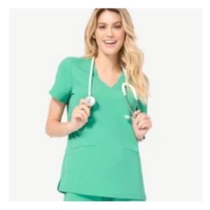 Women's Surgical Green Casma - Three-Pocket Scrub